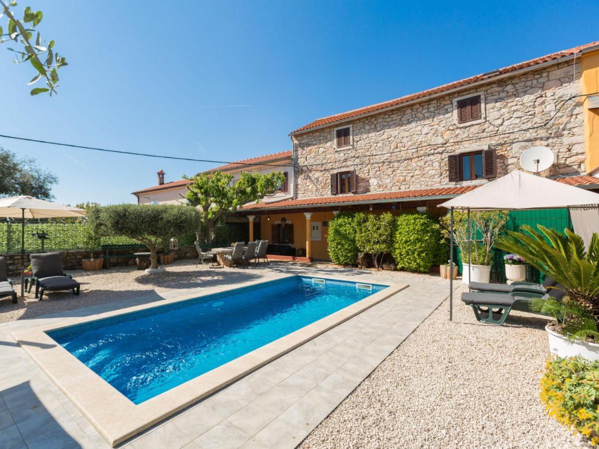 Holiday Home Villa Lucky By Interhome Бртонигла Экстерьер фото