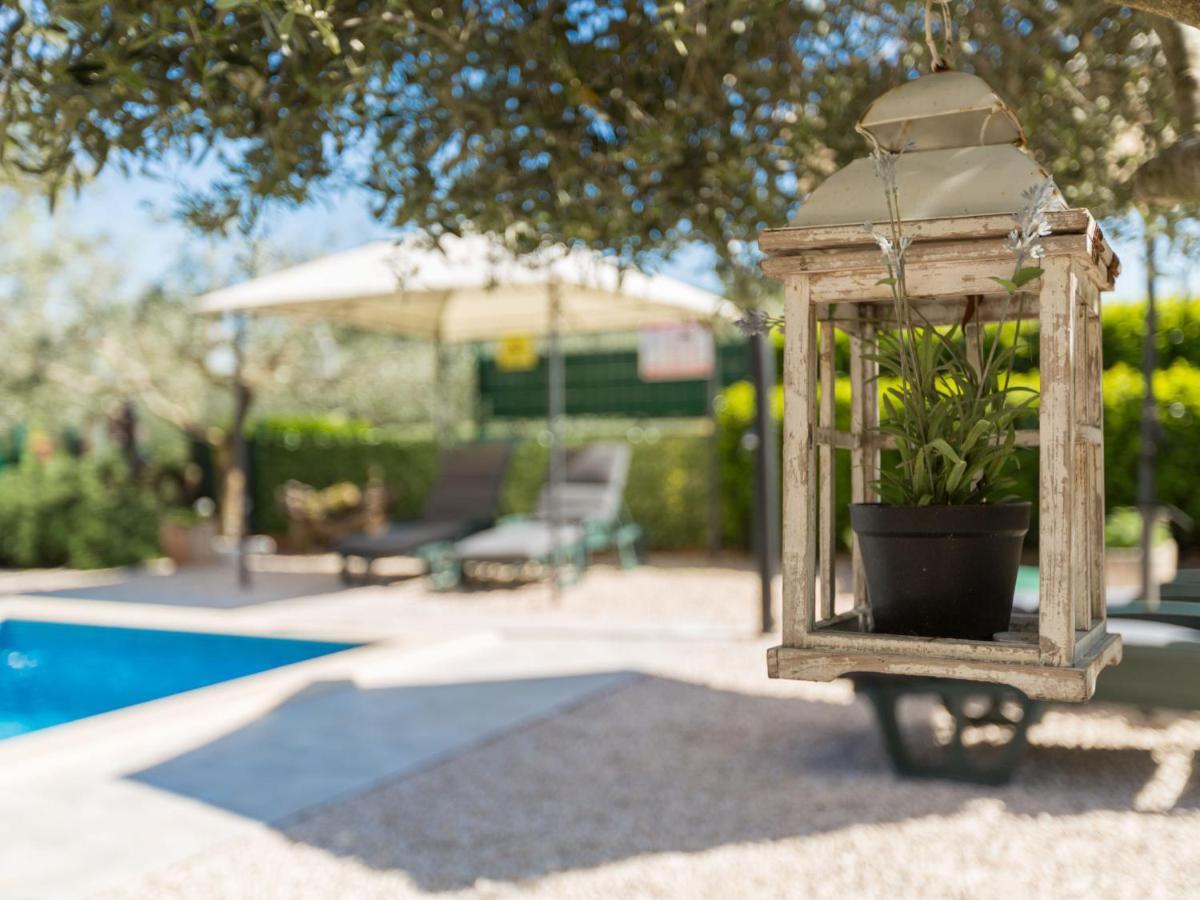Holiday Home Villa Lucky By Interhome Бртонигла Экстерьер фото